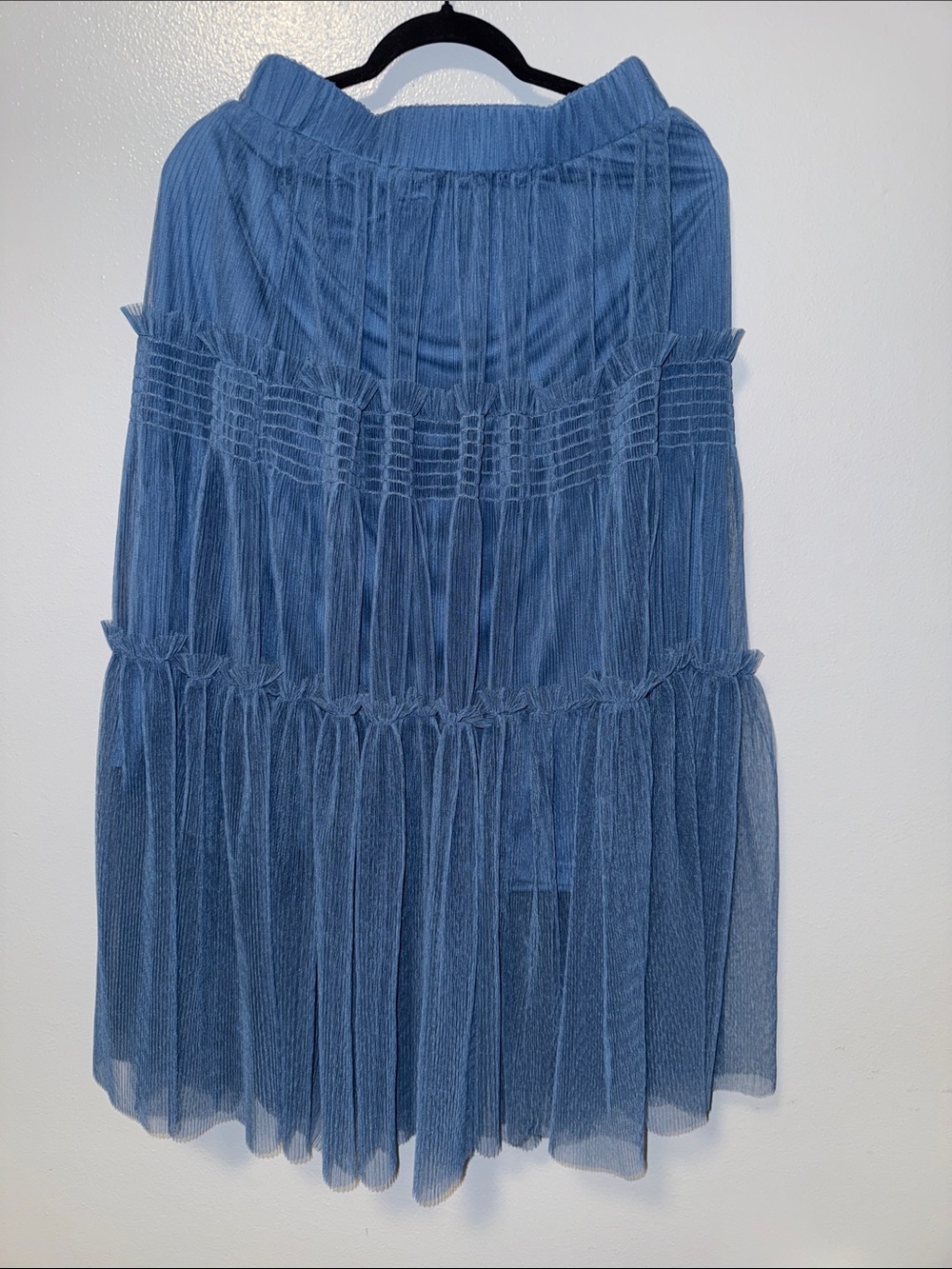 Anniewear Los Angeles Blue Layered Mesh Maxi Skirt